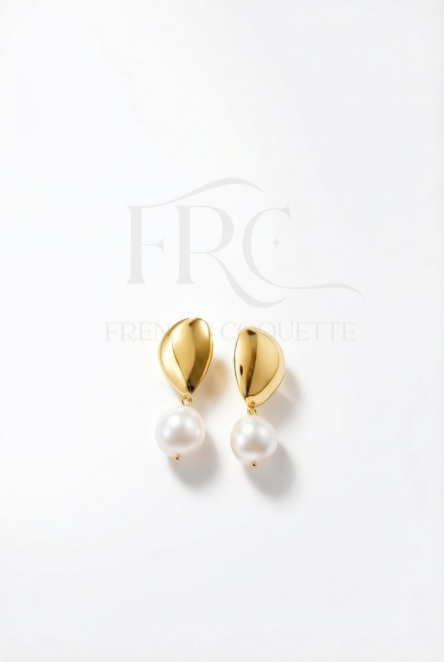 Gold Pearl Drop Earrings  Minimalist Statement Earrings, Organic Pearl Earrings, Clean Girl Jewelry, Trendy Elegant Earrings