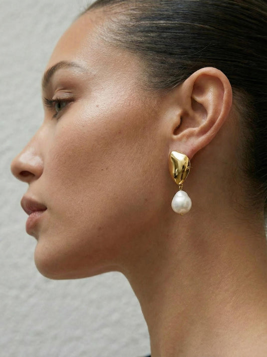 Gold Pearl Drop Earrings  Minimalist Statement Earrings, Organic Pearl Earrings, Clean Girl Jewelry, Trendy Elegant Earrings